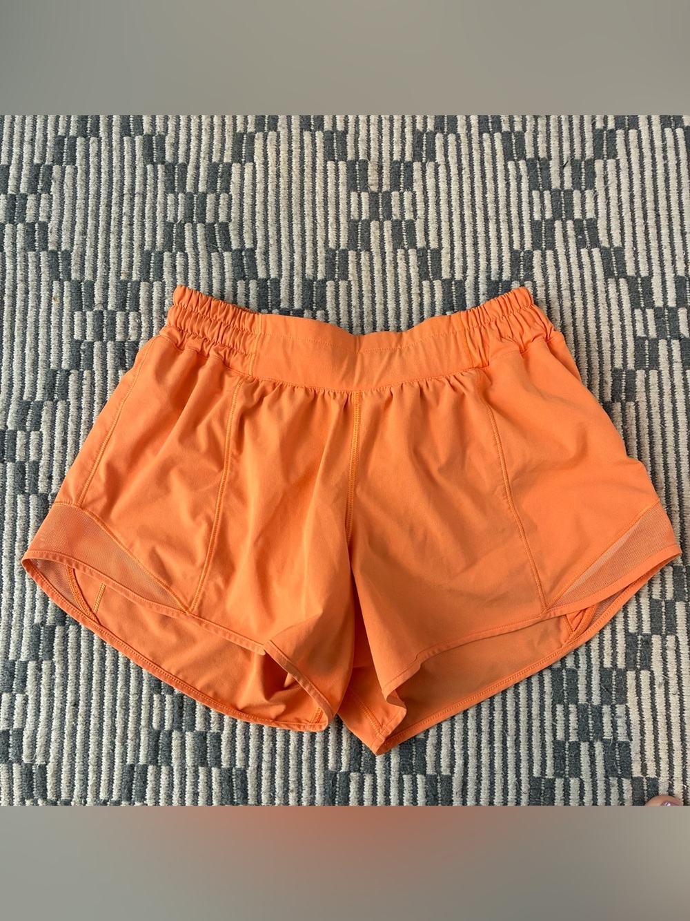 Lululemon Hotty Hot Orange Shorts Size 6